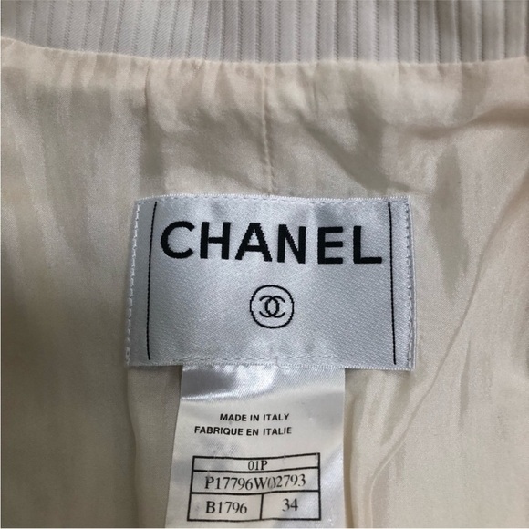 Authentic CHANEL Women's Cream Pantsuit - Picture 7 of 16